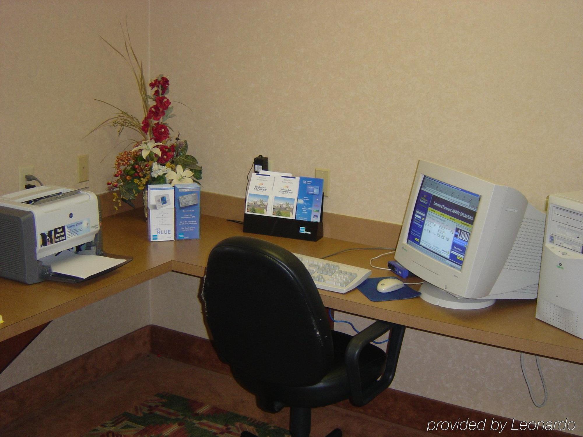 Holiday Inn Express & Suites Reidsville By Ihg Kemudahan gambar